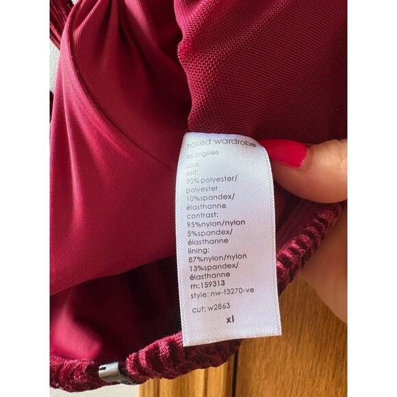 Naked wardrobe plush velvet boned crop top wine size extra large - Picture 5 of 7